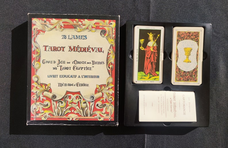 Tarot Médiéval Étteilla – Reproduction Rare 78 Cartes – Jeu Divinatoire Ancien & Livret Français