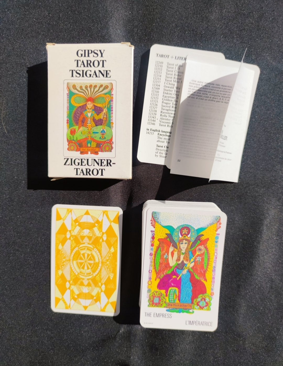 Jeu de Cartes Tziganes Walter Wegmüller – Première Édition 1982 – 78 Cartes Bilingues Français/Anglais