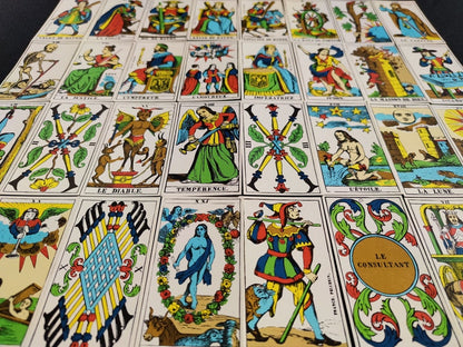 Tarot d’Épinal 1976 – Jeu de Tarot Divinatoire Vintage Complet et Rare – Collection d’Art et Symbolisme Unique
