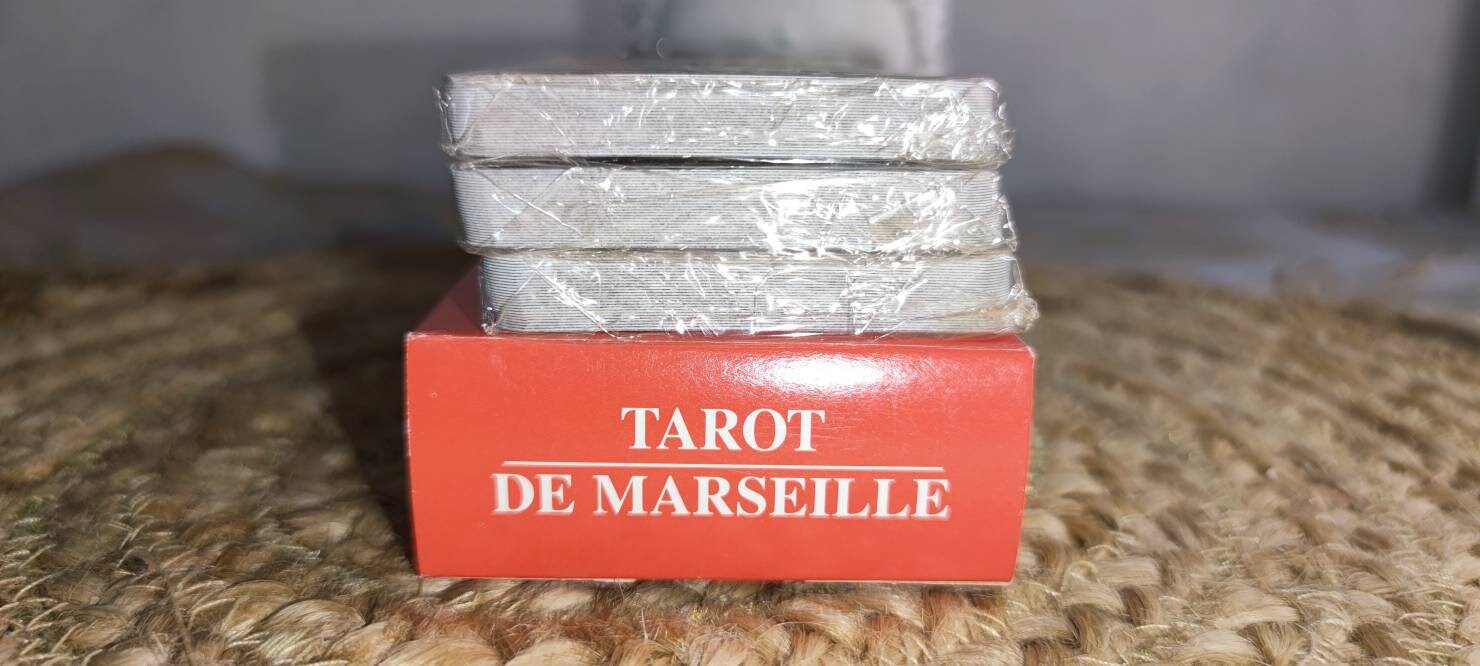 Tarot of Marseilles 2002 - Lo Scarabeo-gift-divination-cartomancy-clairvoyance-fortune telling- tarot deck-esotericism-prediction