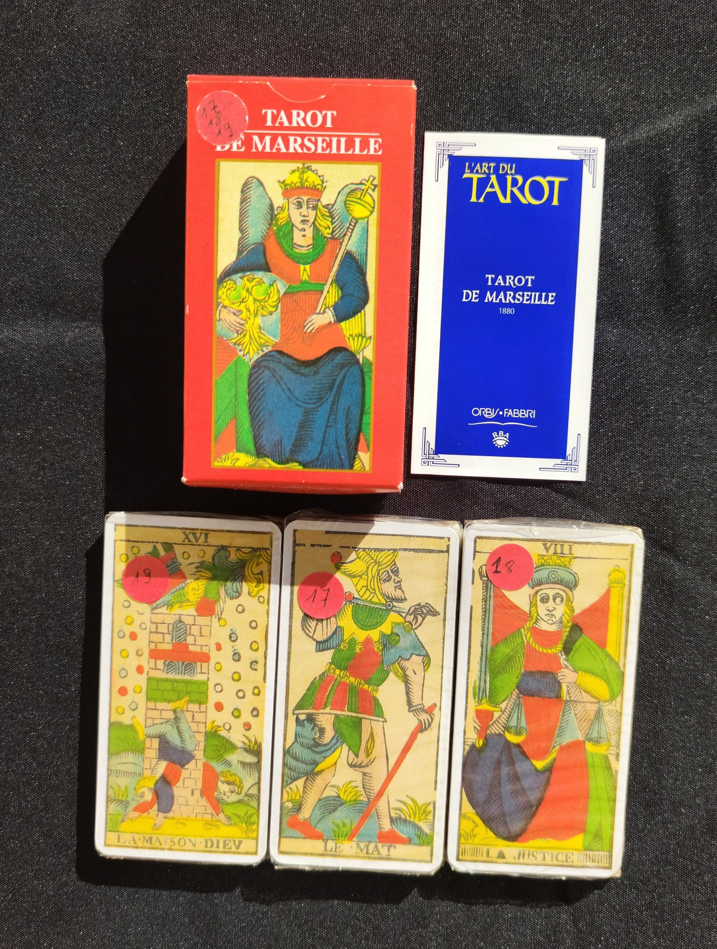 Tarot of Marseilles 2002 - Lo Scarabeo-gift-divination-cartomancy-clairvoyance-fortune telling- tarot deck-esotericism-prediction